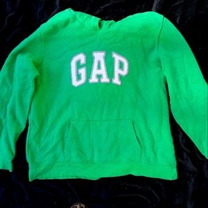 Gap sweater